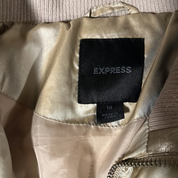 Express puffer vest - Picture 2 of 4